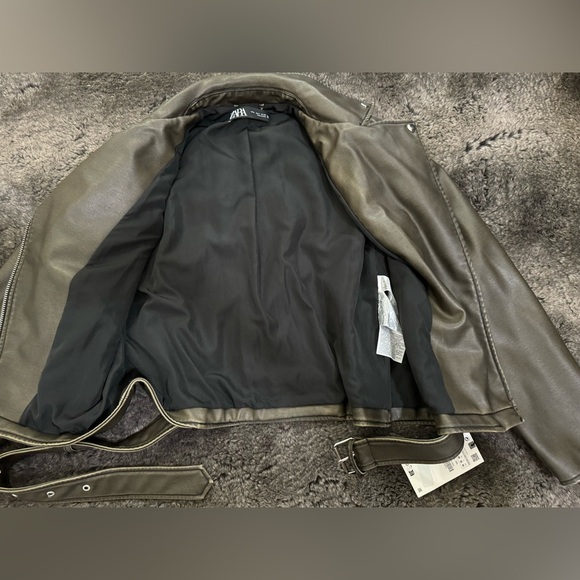 ZARA FAUX LEATHER BIKER JACKET / REF. 3918/021 - Picture 4 of 9